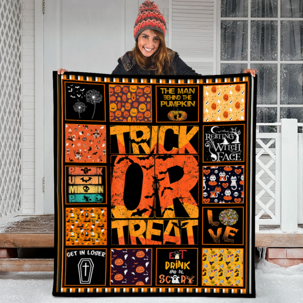 Halloween Trick Or Treat At Outfit For 2 Fleece Sherpa Blanket