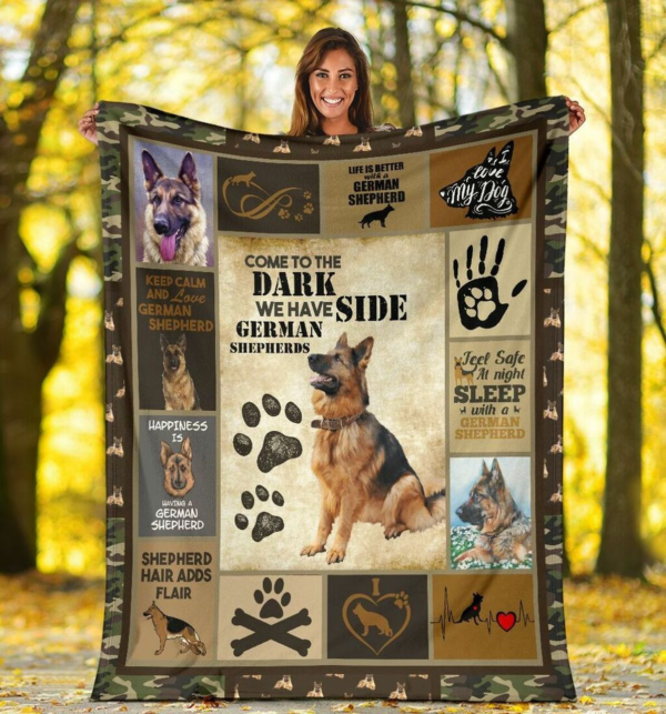 Custom Blankets Come To The Dark German Shepherd Dog Lovers Gifts Plush Birthday Christmas Gifts Love Pets Fleece Blanket Sherpa Blanket