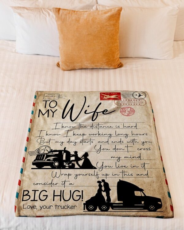 To My Wife, Big Hug 3D All Over Printed Fleece Blanket Sherpa Blanket