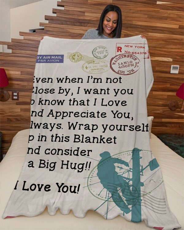 Lineman's Wife Premium Fleece Blanket - Sherpa Blanket