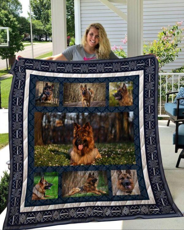 Dog Blanket - Gift Idea for Dog Lovers, Dog Dad Mom - German Shepherd Sherpa Blanket  V6