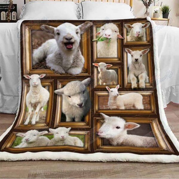 Sheep Eats Leaf Fleece Blanket Sherpa Blanket