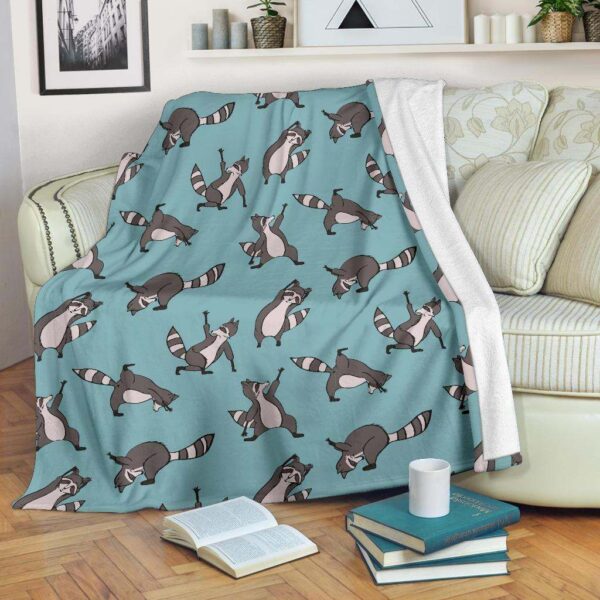 Raccoon Pattern Fleece Blanket Sherpa Blanket