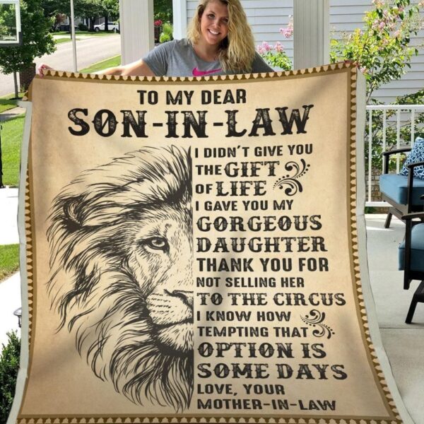 Son In Law Thanks For Not Selling My Daughter To The Circus Fleece Blanket Sherpa Blanket