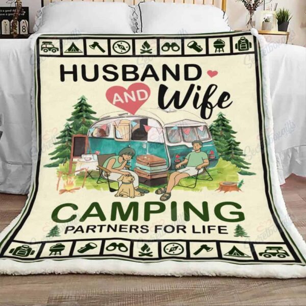Husband And Wife Camping Partner Fleece Blanket Sherpa Blanket