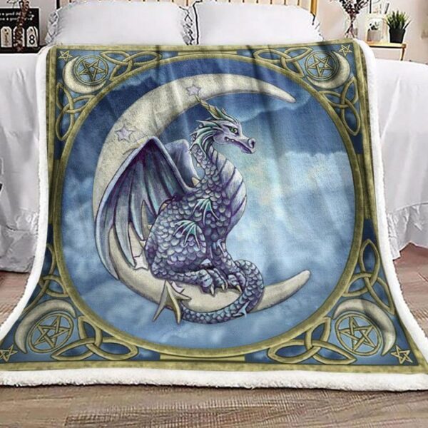 Crescent Moon Dragon Fleece Blanket Sherpa Blanket