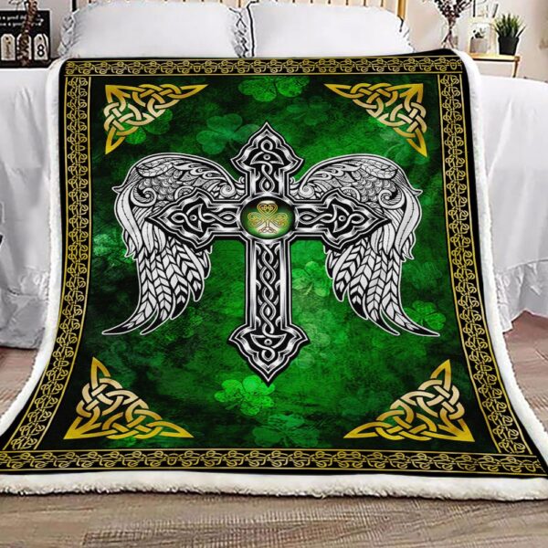 Christian Celtic Cross Saint Patricks Day Irish Fleece Blanket Sherpa Blanket