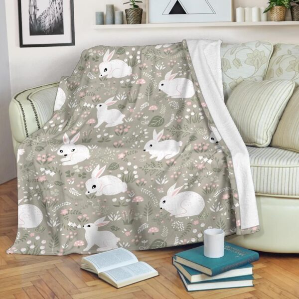 Cute Rabbit Pattern Fleece Blanket Sherpa Blanket