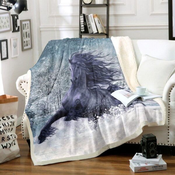 Powerful Black Horse Winter Fleece Blanket Sherpa Blanket