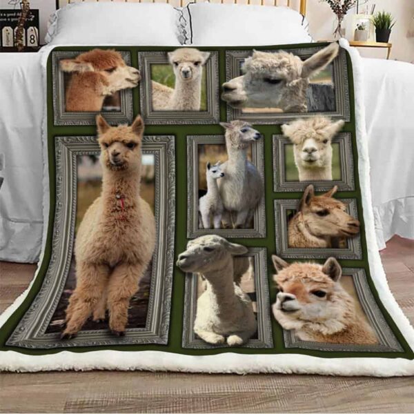 Cute Alpaca Fleece Blanket Sherpa Blanket