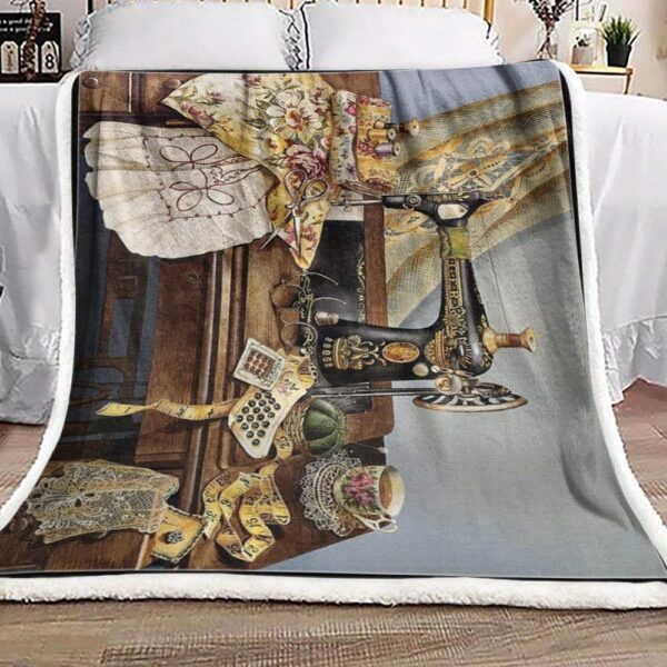 Embroidery Sewing Machine Fleece Blanket Sherpa Blanket