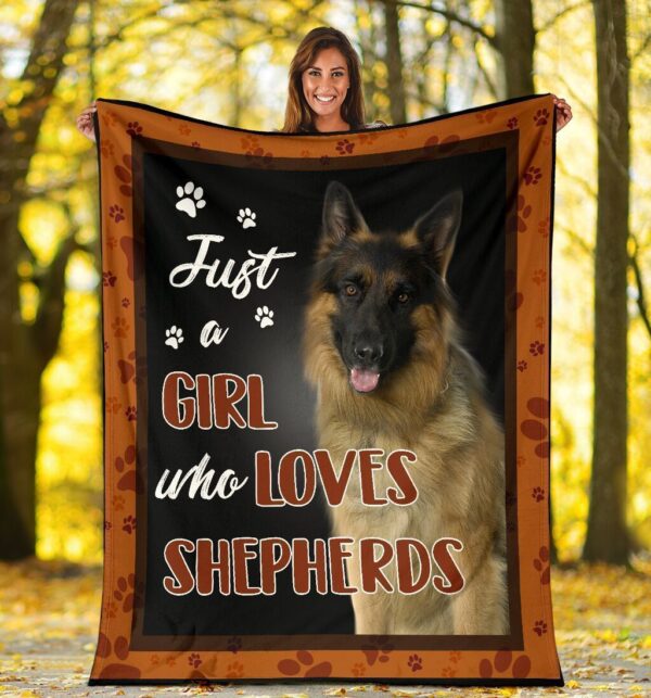Just A Girl Who Loves Shepherds German Shepherd Dog Fleece Blanket Sherpa Blanket