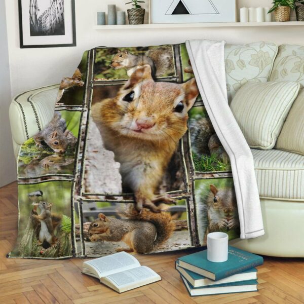 Squirrel s Fleece Blanket Sherpa Blanket