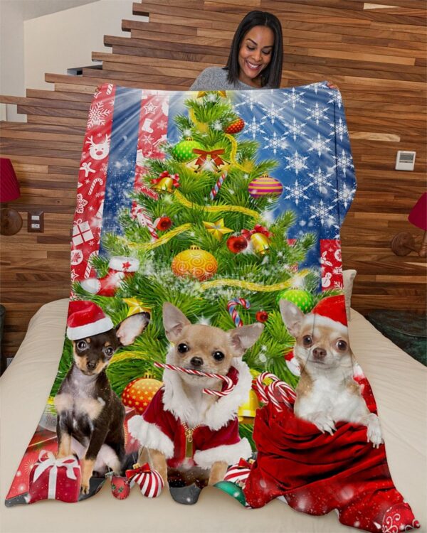 Chihuahua Under Christmas Tree Fleece Blanket Sherpa Blanket