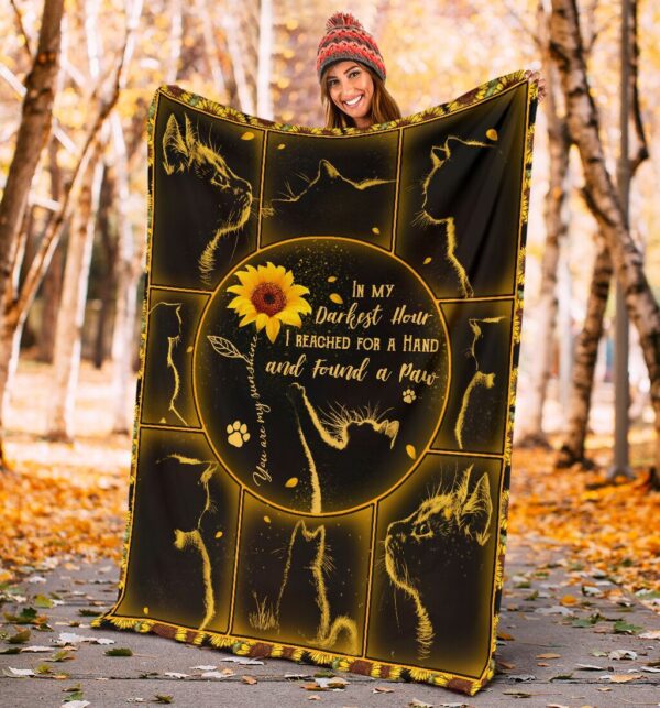 In My Darkest Hour I Reached For A Hand And Found A Paw Cat Fleece Blanket Sherpa Blanket