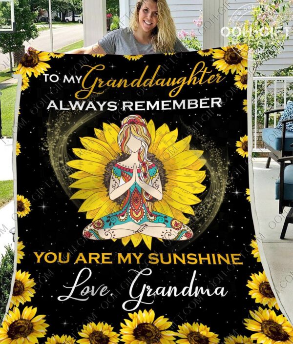 Granddaughter You Are My Sunshine Fleece Blanket Sherpa Blanket