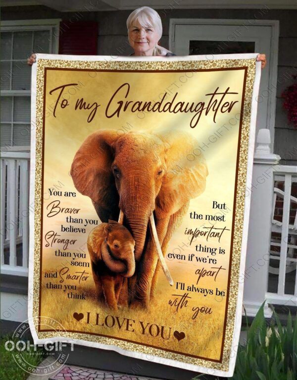 Granddaughter Youre Braver Than You Believe Fleece Blanket Sherpa Blanket