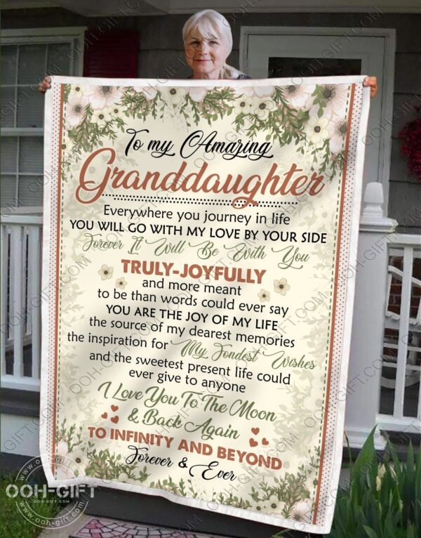 Granddaughter The Sweetest Present Fleece Blanket Sherpa Blanket
