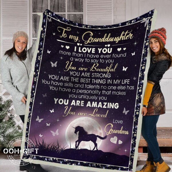 Granddaughter You Are Amazing Fleece Blanket Sherpa Blanket