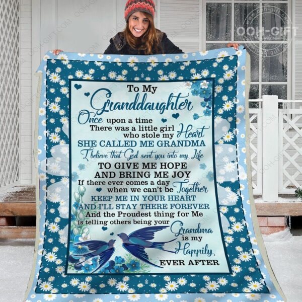 To My Granddaughter Swallow Fleece Blanket Sherpa Blanket