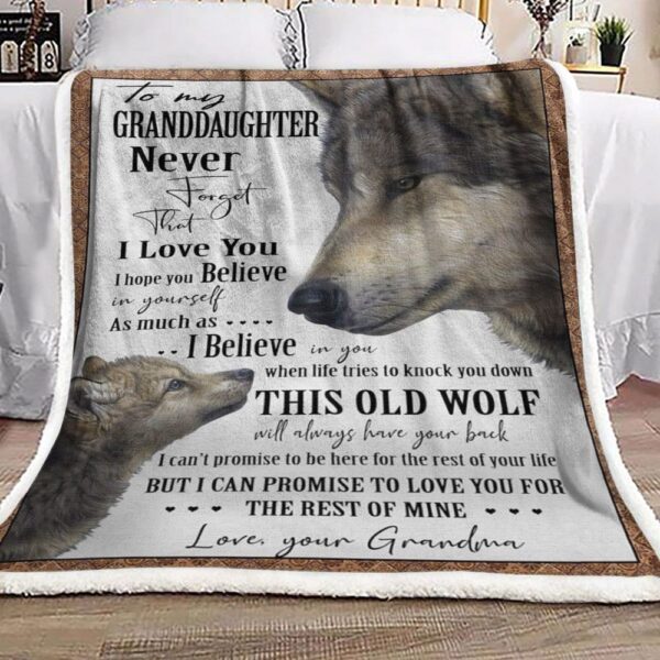 Granddaughter And Grandma Wolf Fleece Blanket Sherpa Blanket