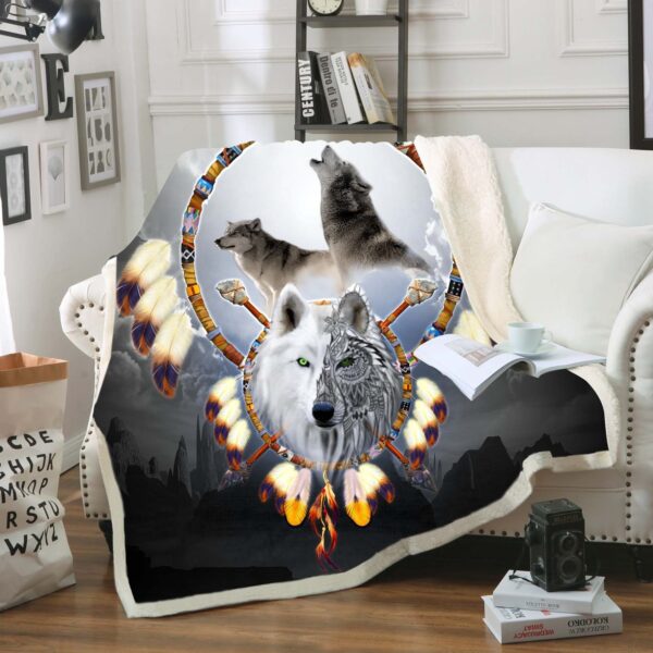 Omega Wolf Fleece Blanket Sherpa Blanket