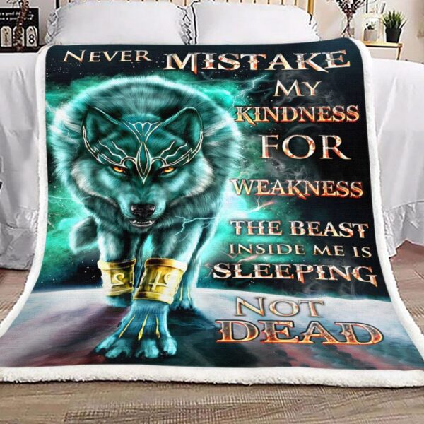 Never Mistake Wolf Fleece Blanket Sherpa Blanket