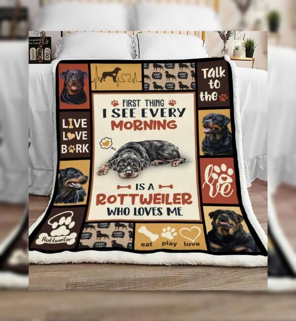 Rottweiler Talk To The Paw Fleece Blanket Sherpa Blanket