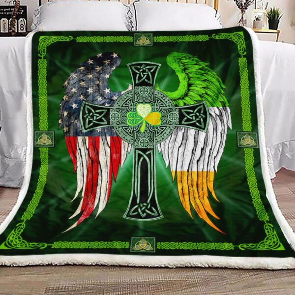 Christian Celtic Cross Wing Saint Patricks Day Irish Fleece Blanket Sherpa Blanket