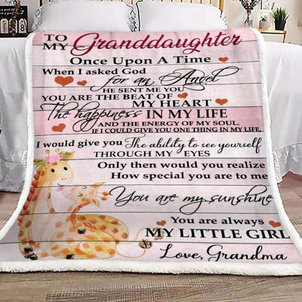 Giraffe To My Granddaughter Love Grandma Fleece Blanket Sherpa Blanket