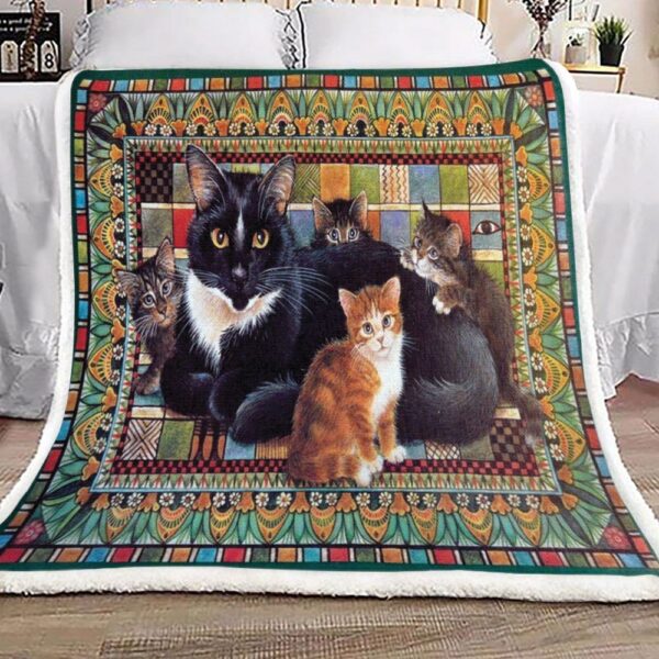 Cat Mom And Little Cute Kitty Fleece Blanket Sherpa Blanket