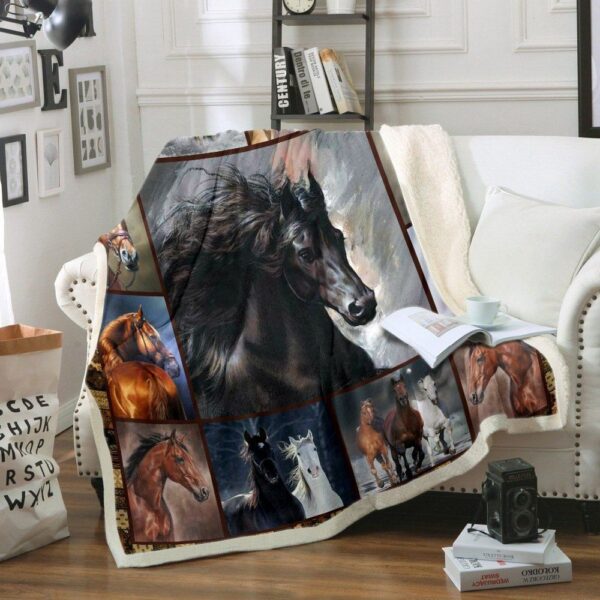 Horse 05 Fleece Blanket Sherpa Blanket